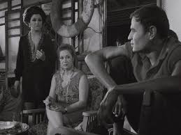 «نجاة الصغيرة وصلت إلى المشرحة وصرخت قتلوها». Ø¹Ø²Øª Ø§Ù„Ø¹Ù„Ø§ÙŠÙ„ÙŠ Ù„Ù‡Ø°Ø§ Ø§Ù„Ø³Ø¨Ø¨ Ø­ÙƒØª Ø³Ø¹Ø§Ø¯ Ø­Ø³Ù†ÙŠ Ù„Ø²ÙˆØ¬ØªÙŠ Ø£Ø³Ø±Ø§Ø±Ù‡Ø§ Ø§Ù„Ø®Ø§ØµØ© Ù…ØµØ±Ø§ÙˆÙ‰