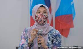 Nurul izzah anwar is the people's justice party mp for permatang pauh in penang, malaysia. Nurul Izzah Healthier If More Leaders Do Behind The Scenes Work Malaysiakini