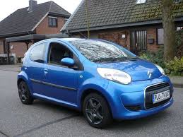 This review of the new citroen c1 contains photos, videos and expert opinion to help you choose the right car. Citroen C1 Limousine In Blau Als Gebrauchtwagen In Preetz Fur 2 990