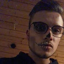 Stream Noah Schwab music