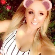 Wanda Nicole Fulcher (@wandanicole16)