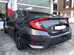 The car brings 47 litres fuel capacity with fuel consumption around 5.8 liters per 100 km for variants with 1.5l vtec turbo engine. Honda Civic Hybrid 2019 View All Honda Car Models Types