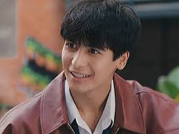 when keifer said he will use jay-jay to hurt aries—make her fall inlove  with him and dump her after‚ but these are the face he make every time he  thinks and looks