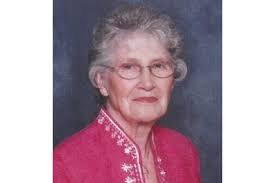 Polly Rector's Instagram, Twitter & Facebook