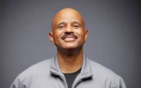 Ernesto Loya's Instagram, Twitter & Facebook