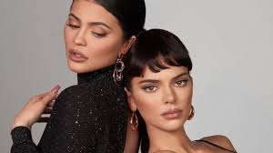 Kendall nicole jenner was born on november 3, 1995 in los angles, california, to parents kris jenner (née kristen mary houghton) and caitlyn jenner (formerly. Dituduh Tak Bayar Upah Buruh Kendall Kylie Jenner Bantah Republika Online
