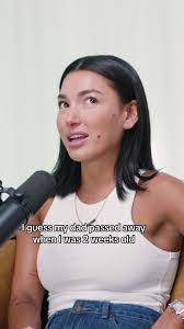 Ella Dowd's Instagram, Twitter & Facebook