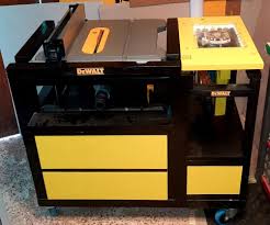 Tuto Diy Meuble Mobile Dwe 7485 Table Saw Stand For Dwe7485 By R2ekogp Etape 8 5 Vue Du Arriere En 2020 Diy Meuble Diy Tuto