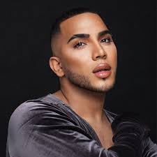 Les debía este Post! Sasha Velour 💛✨ Being part of this show was a true  gift. Being the first one to open the final performance of my sister, The  Queen Sasha Velour