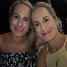 Nicole Lanham's Instagram, Twitter & Facebook