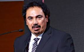 Todo sobre hugo sanchez, noticias en imagenes, fotos, videos, audios, infografias, interactivos y resumenes de hugo sanchez. Hugo Sanchez Los Comerciales Del Ex Futbolista Como Dentista Video