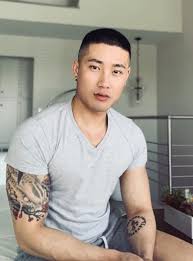 Asian women with thin curly hair simply love to flaunt this hairstyle. 81 Exciting Hairstyles For Guys With Thin Hair 2021 Trends
