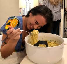 Ina garten knows how to entertain with simplicity, style, and fun. I Tried Ina Garten S Easy Lemon Pasta And It S Perfect For Spring