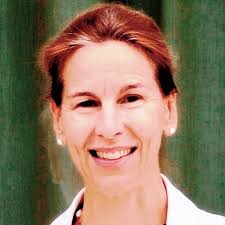 Nadia Stern's Instagram, Twitter & Facebook