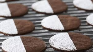 100 g de farine, 50 g de cacao en poudre non sucré, 75 g de beurre mou. Recette De Tranches De Biscuits Au Chocolat Zeste