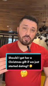 Do I Get Her a Christmas Gift If We Just Started Dating? 🧐  #datingadviceformen #dating #christmasgift #fyp