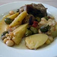 Recette De Ragout De Pomme De Terre A L Agneau Et Aux Olives Cassees De La Vallee Des Baux De Provence Aop Olives Cassees Recette De Ragout Ragout