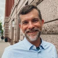 Chris Jinks's Instagram, Twitter & Facebook