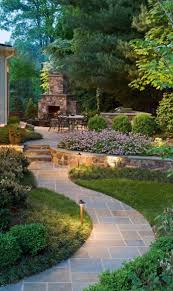 Ein Romantischer Marchengarten Mit Steinweg Noch Mehr Ideen Gibt Es Auf Www Sp Ein Romantischer Marchengarten Mit Stei Gartengestaltung Marchen Garten Garten