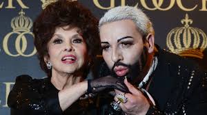 Harald glööckler, bürgerlich harald glöckler (* 30. Harald Gloockler Empfangt Gina Lollobrigida Konig Halt Hof Panorama Sz De