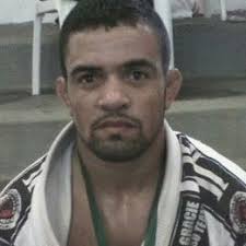 Marcos dos Santos vs. Sergio Soares II, SFT 4