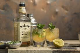 Jack Daniel S Tennessee Whiskey Jack Daniels Honey Drinks Jack Daniels Honey Jack Daniels Honey Recipes