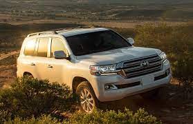 Establish a bridgehead in a new country with land cruiser and then follow it with passenger cars. 2018 Toyota Land Cruiser Test Drive Review Cargurus