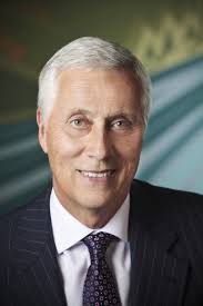 Ray Davis to fully retire from Umpqua Holding in Oregon