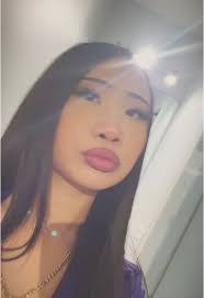 Rena Kaufman's Instagram, Twitter & Facebook