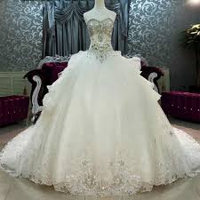 Cathedral Train Wedding Dresses Luxury Crystal Beaded Sweetheart Bling Bling Ball Gown Wedding Gown Ball Gowns Wedding Wedding Dresses Beaded Wedding Dresses