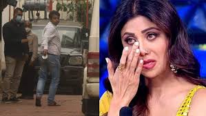 They keep sharing adorable and funny videos on instagram taking away our lockdow Shilpa Shetty Cried Fought With Husband Raj Kundra When He Was Brought To His House By Police