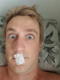 This is me rite now after finishing my 5th- 12 hr nightshift in a roll this  morning and only sleeping 3 hours today...😂