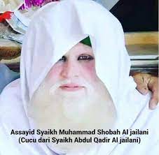 • 11 млн просмотров 10 месяцев назад. Cucu Kepada Syeikh Abdul Qadir Al Jailani Syeikh Muhammad Shobah Al Jailani Dengan Melihat Wajah Assayyid Syaikh Muhammad Shobah Al Jailani Cucu Dari Sulthanul Aulia Syaikh Abdul Qadir Al Jailani Ini Beliau