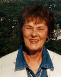 Evelyn Blair's Instagram, Twitter & Facebook