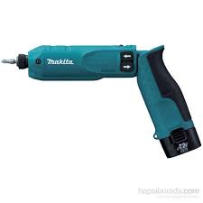 Makita Td020dse 7 2 V 1 0 Ah Lityum Akulu Darbeli Vidalama Cift Akulu Isaleti Com Da Matkap Cift