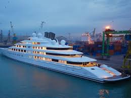 Backed by billionaire bernard arnault, the man that helped launch mclaren supercars is reshaping a hidebound industry. List Of Luxury Super Yachts And Megayachts On Mega Yachts Fanmega Yachts