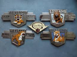 The 20 Most Beautiful Truck And Bus Emblems Of The World Insignias Emblemas Autos