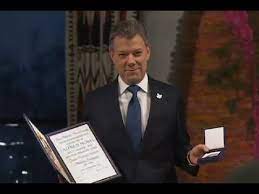 Juan manuel santos calderón gcolih gcb gcoll (spanish: Juan Manuel Santos Recibe El Premio Nobel De La Paz Youtube