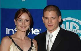 His mother is of russian, french, dutch, syrian and lebanese descent. Wentworth Miller Is Wentworth Miller Married To Sarah Wayne Who Are His Parents Business Guide Africa