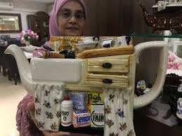 Hias.my merupakan laman majalah versi website yang membawakan idea tentang senibina, perabot dan hiasan dalaman. Gila Hiasan Ala Inggeris Melaka First