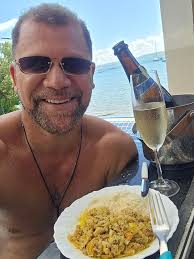 James Azevedo (@jamesazeveddo) • Threads, Say more