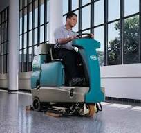 T7 Ride-On Floor Scrubber | Tennant Company