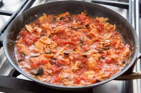 Check spelling or type a new query. Sugo Con Tonno E Pomodori Freschi Per Una Moltitudine Di Piatti