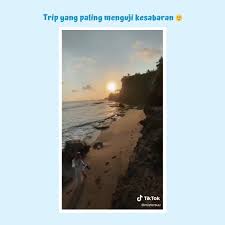 Lakupon Pantai Karang Gantungan Facebook