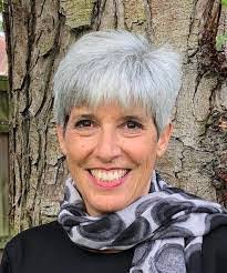 Paula Margolis's Instagram, Twitter & Facebook