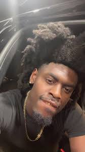 Hand behind You Kevin Gates Me with Mt Ball