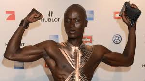 Jun 22, 2021 · kollegen papis loveday und manuela tatjana frey freue mich mitteilen zu dürfen, dass ich teil der jury und teamleader von 'switzerland next topmodel' 2021 sein werde! Koks Strafbefehl Gegen Mannermodel Papis Loveday Stadt