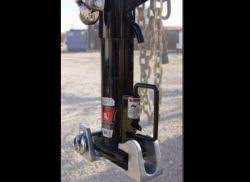 Curt gooseneck hitches are engineered and tested to keep up with your hardworking customers. Best Gooseneck Hitch Lock For Bulldog Gooseneck Coupler Etrailer Com
