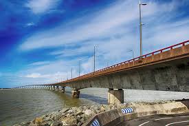 Il y en a qui ont pris la phrase très au sérieux et ont mis tout ce qu'ils avaient dans le v. Die Brucke Der Ile De Re Campingplatz Ile Blanche