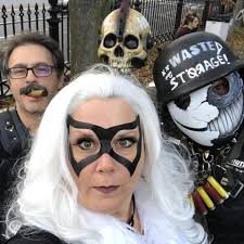 Joe & Tam's Salem Halloween